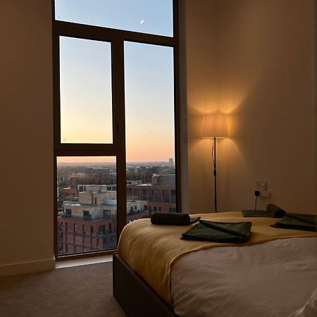 Cozy Room With Private Bathroom In Luxurious Flat Londres Extérieur photo