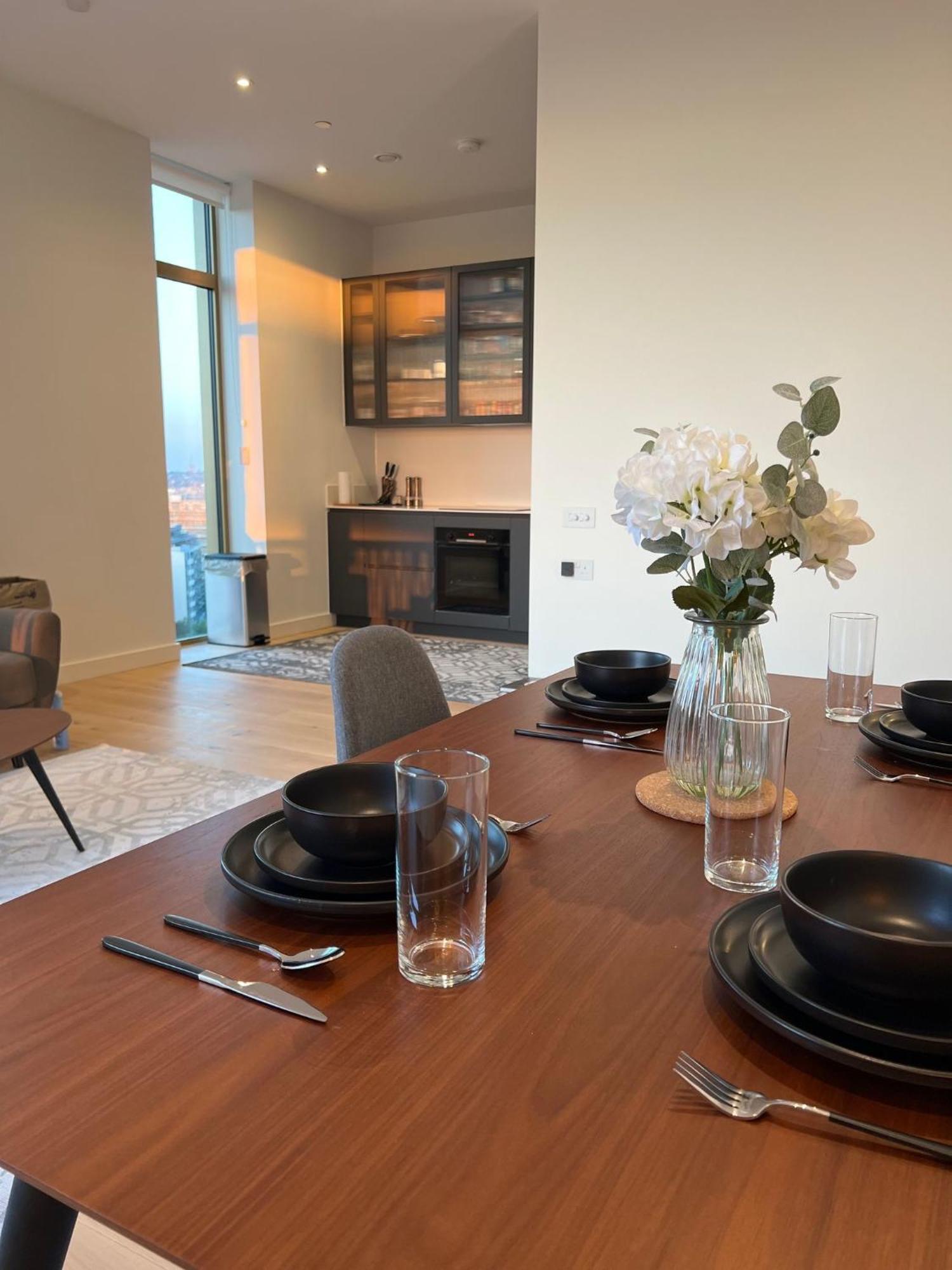 Cozy Room With Private Bathroom In Luxurious Flat Londres Extérieur photo